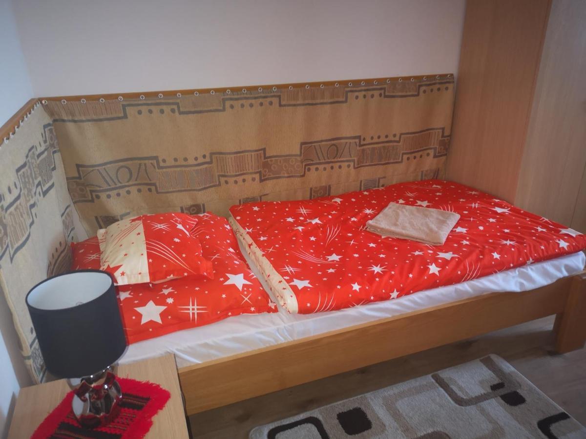 Eszter-Haz Vendeghaz Kerekegyhaza Hotell Eksteriør bilde